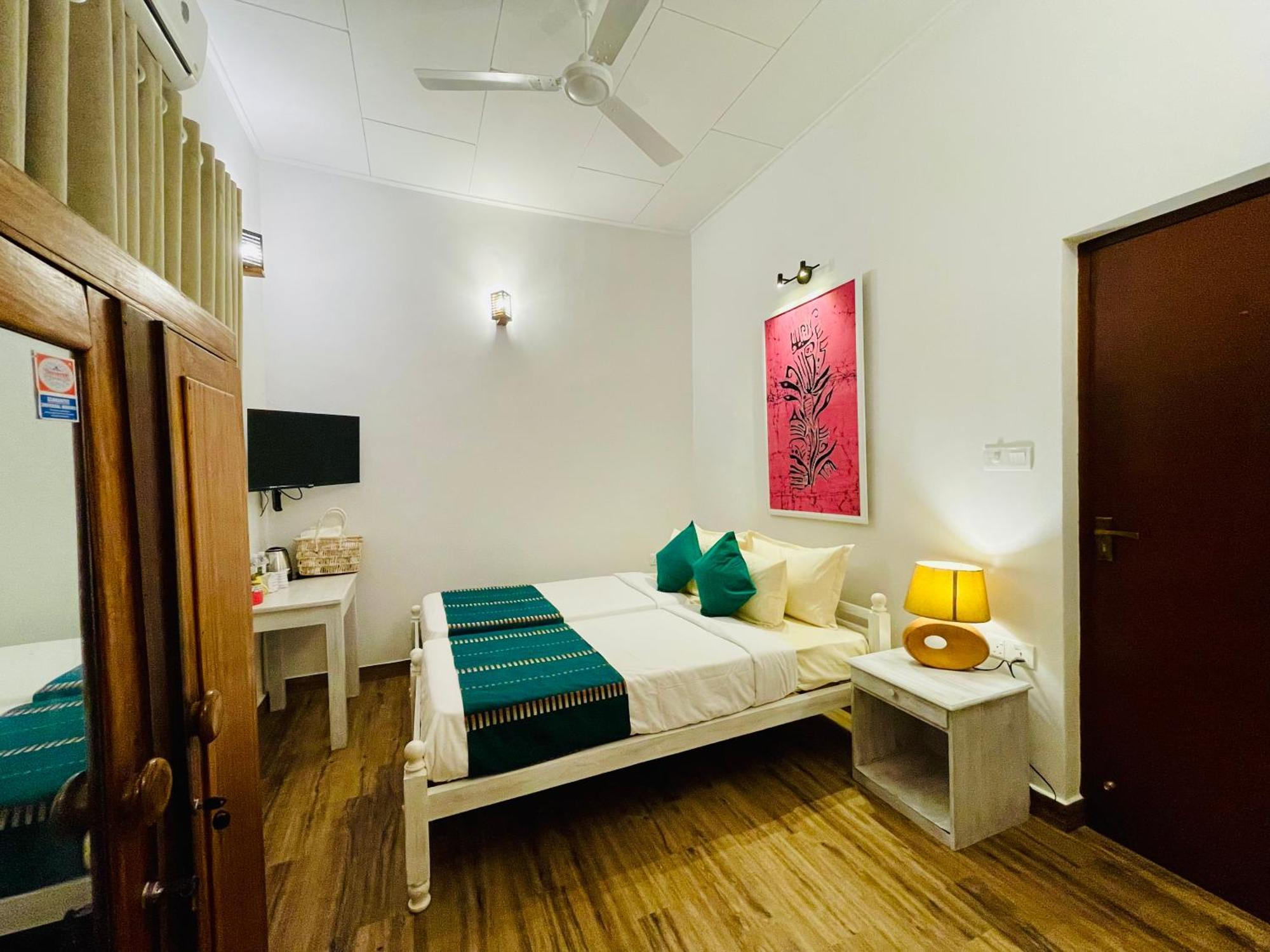 Ayur Ayur White Sail Villa Dalupotha Dış mekan fotoğraf