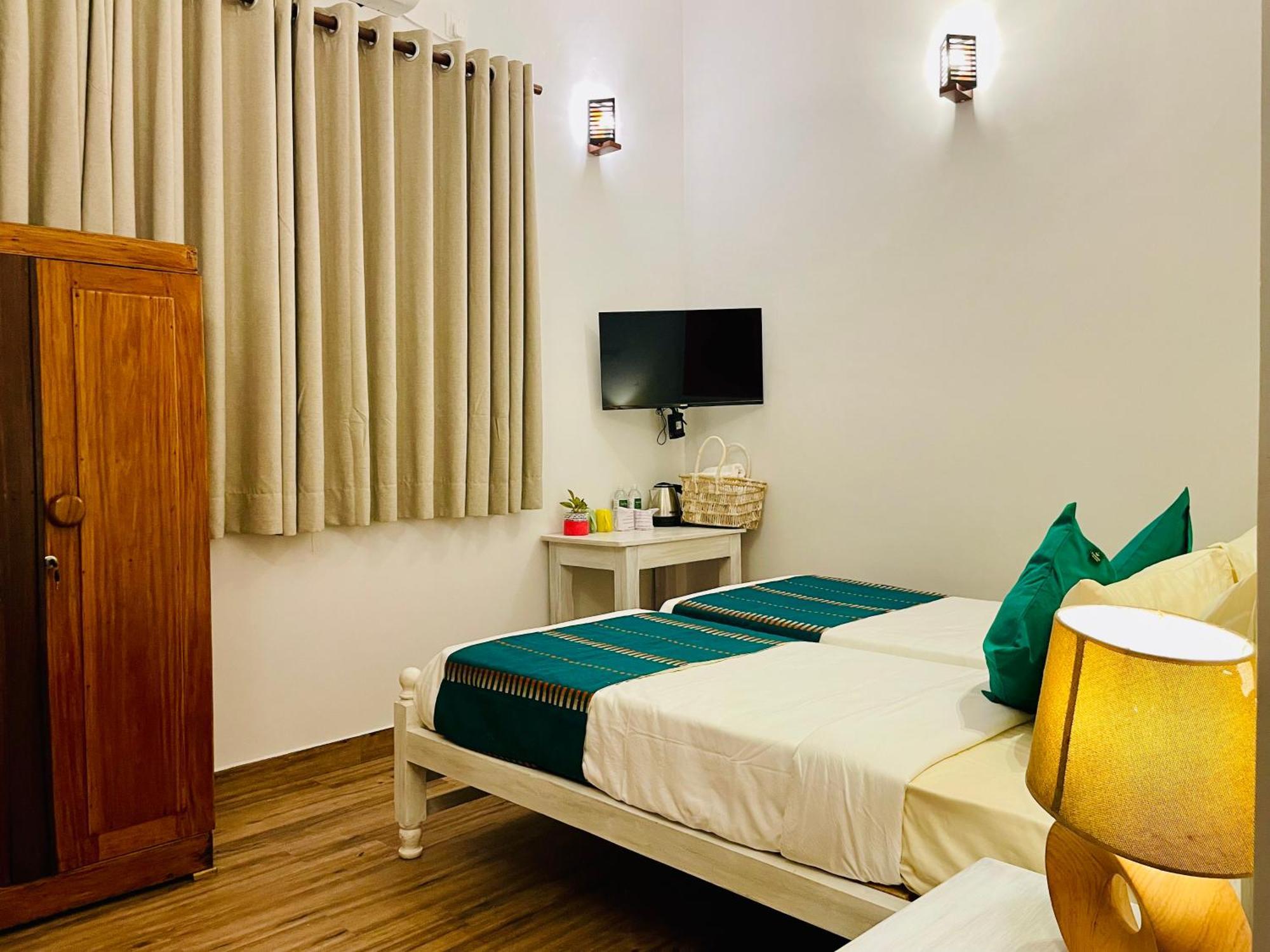 Ayur Ayur White Sail Villa Dalupotha Dış mekan fotoğraf