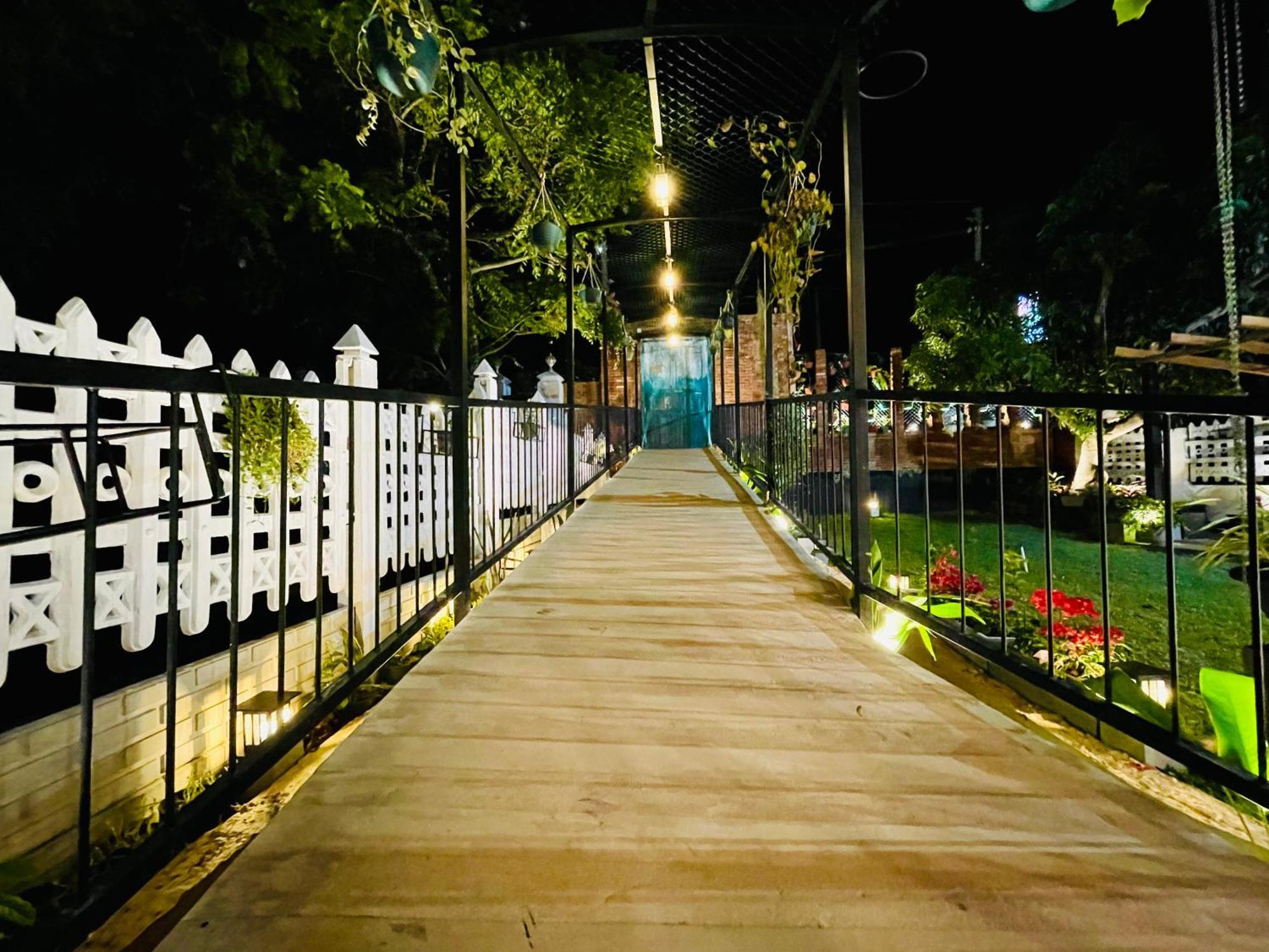 Ayur Ayur White Sail Villa Dalupotha Dış mekan fotoğraf
