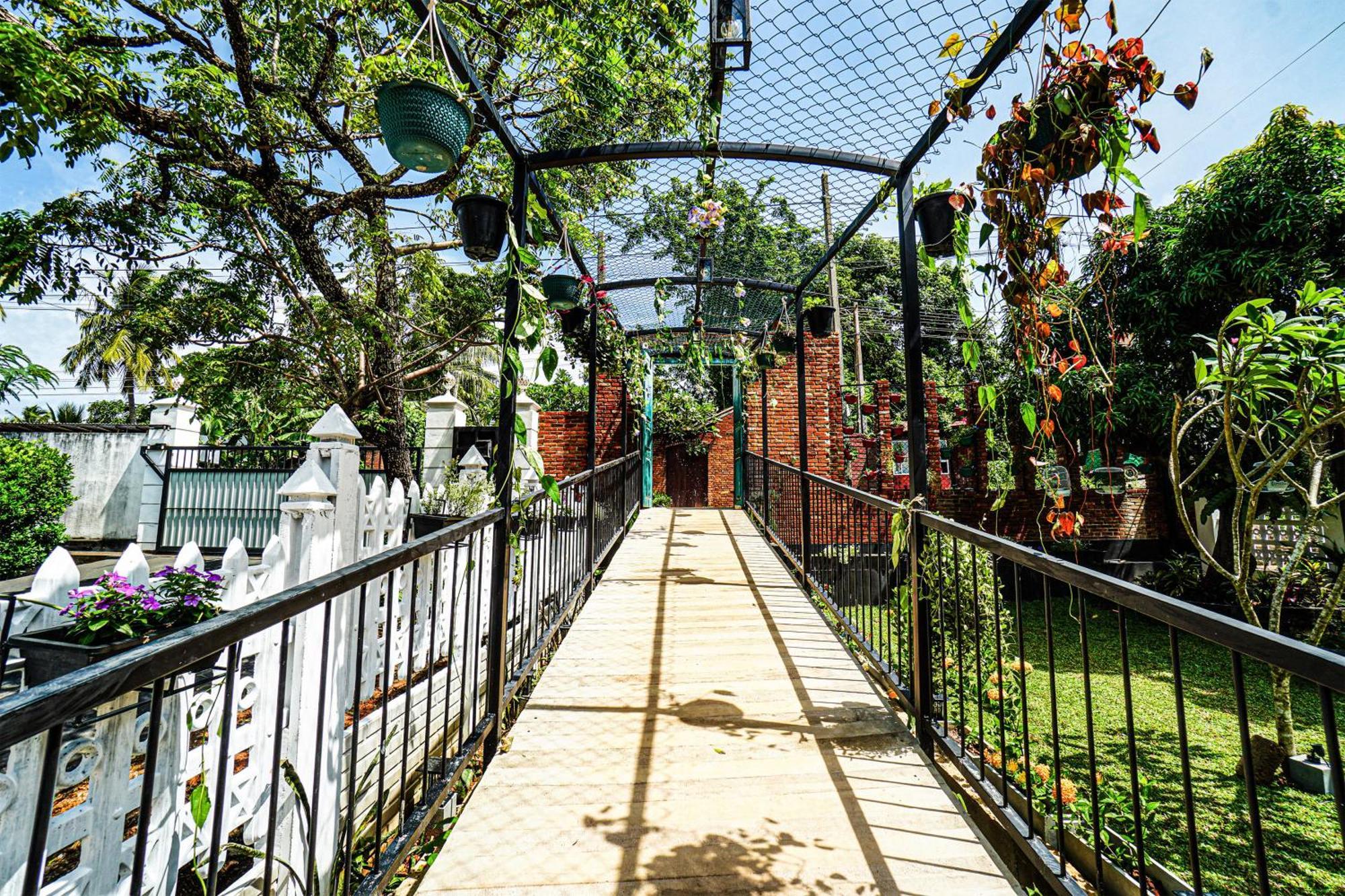 Ayur Ayur White Sail Villa Dalupotha Dış mekan fotoğraf